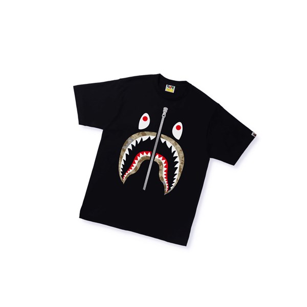 Men's A BATHING APE Sand Camo Shark Tee Short Sleeve T Shirts Black | WXV015976